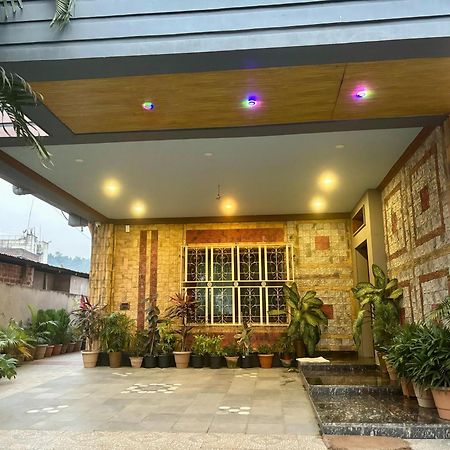 Krishna Shree Guest House 구와하티 외부 사진
